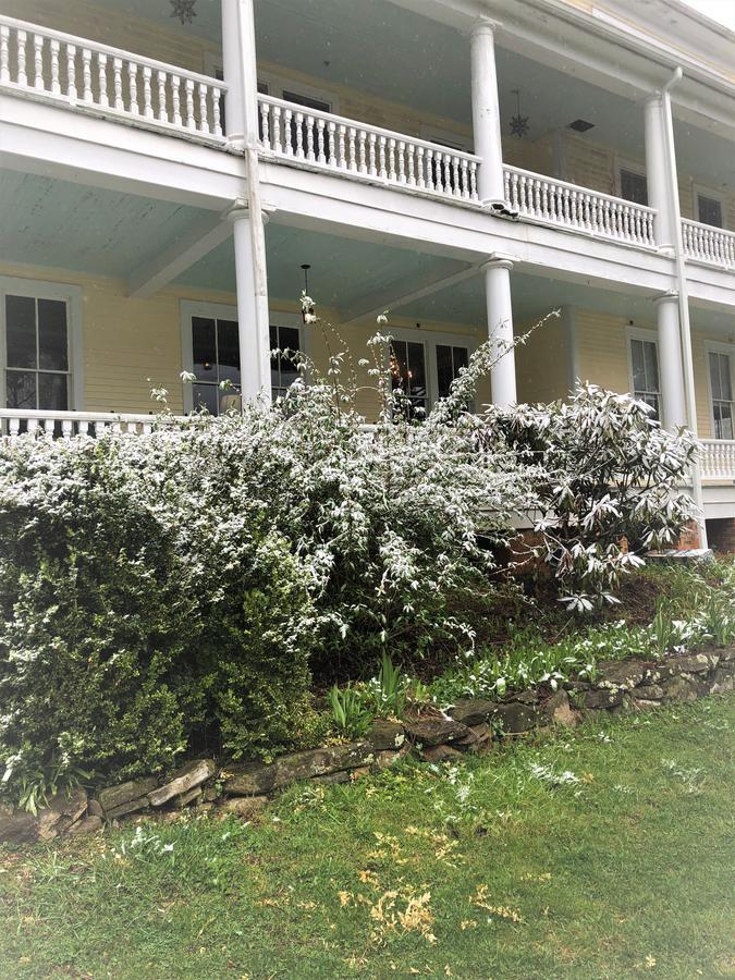 Grand Old Lady Hotel Waynesville Eksteriør bilde