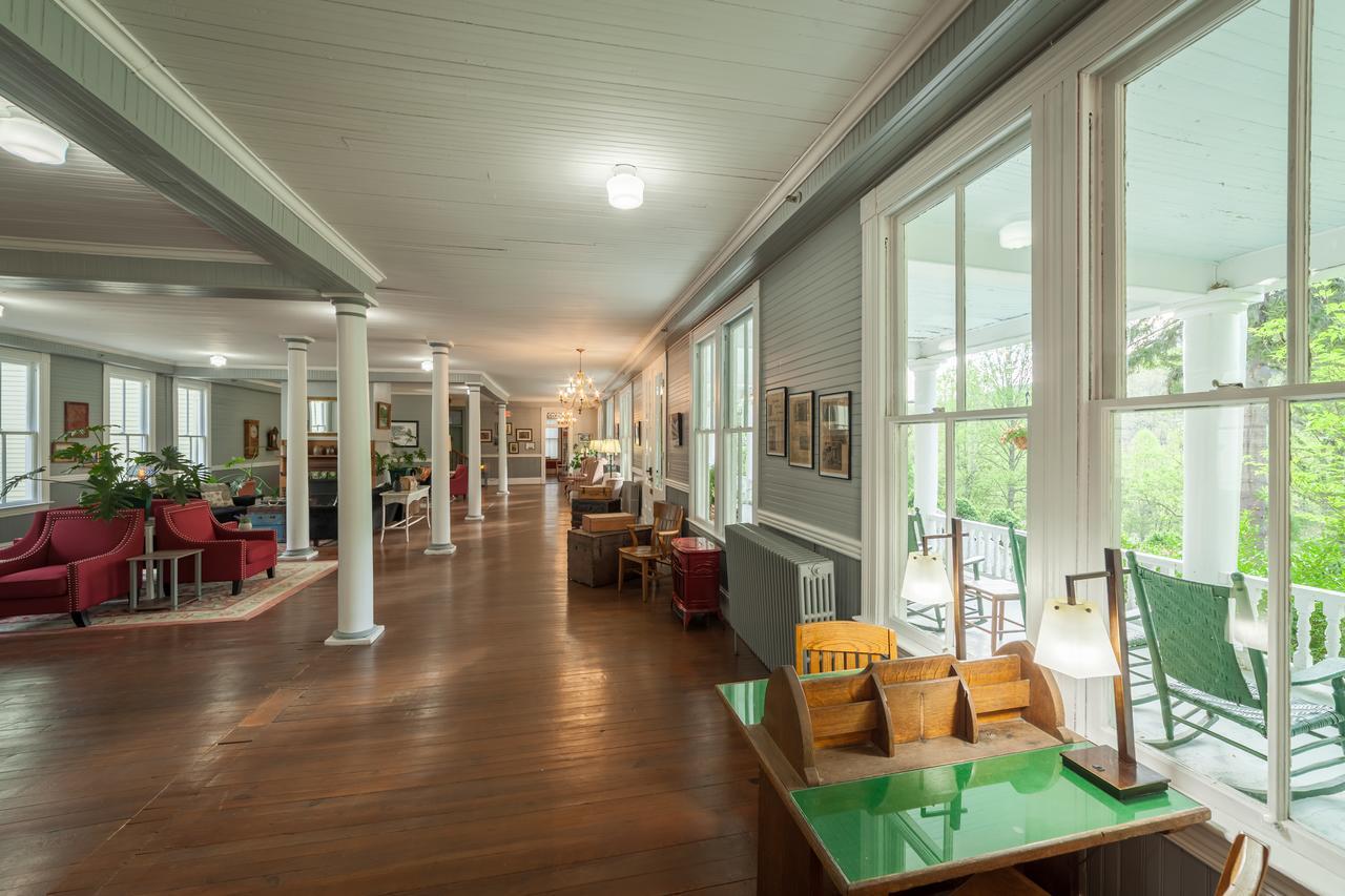 Grand Old Lady Hotel Waynesville Eksteriør bilde