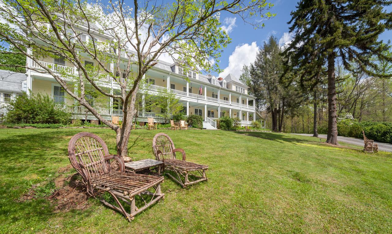 Grand Old Lady Hotel Waynesville Eksteriør bilde