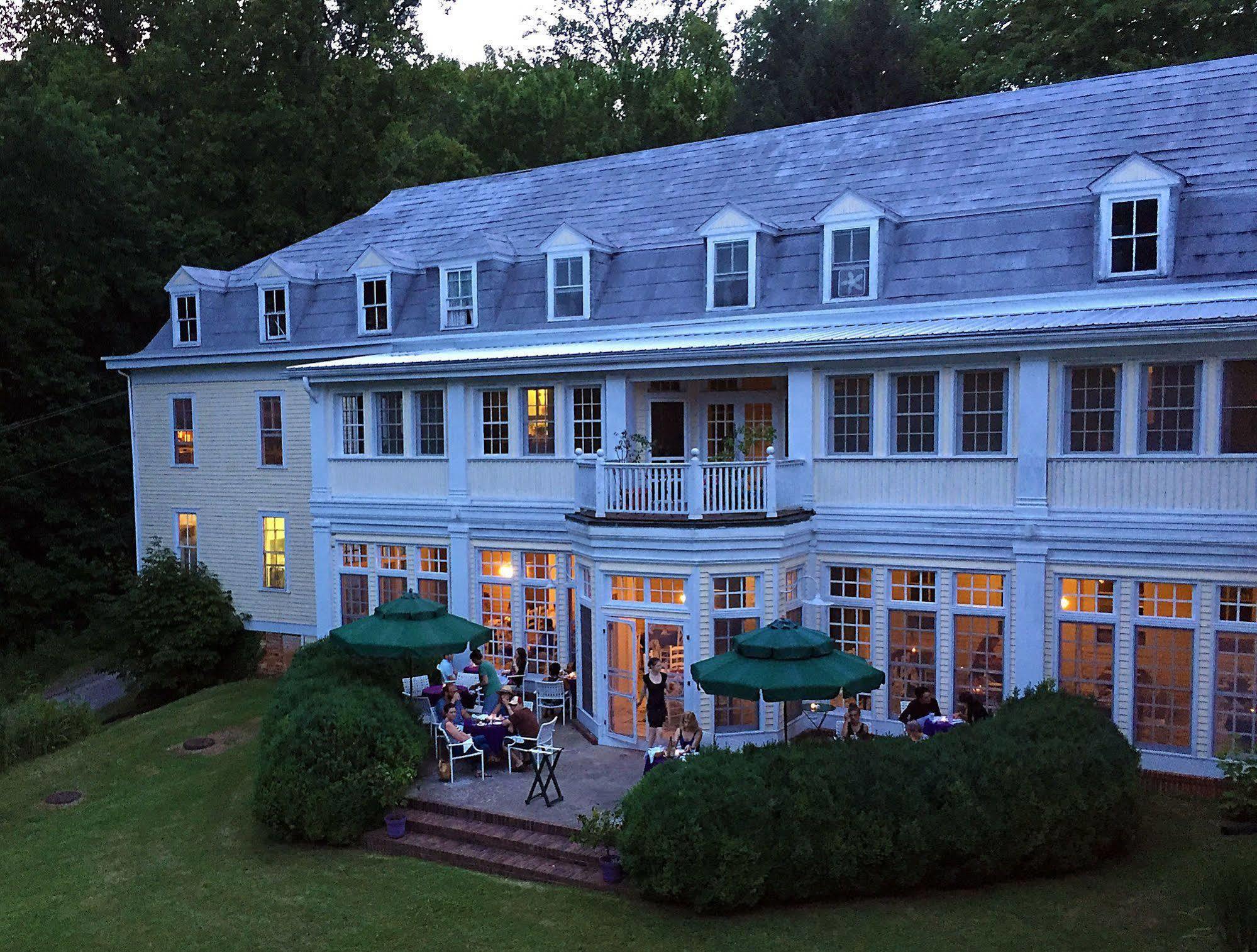 Grand Old Lady Hotel Waynesville Eksteriør bilde